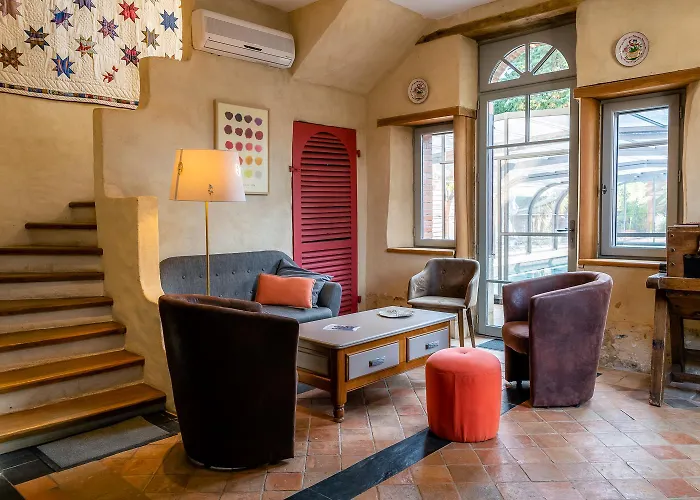 D'hotes Le Clos Des 3 Rois Bed & Breakfast 3*